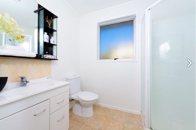 Photo of property in 24 Bellringer Road, Massey, Auckland, 0614