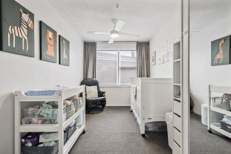 Photo of property in 2 Wallace Place, Rangiora, 7400