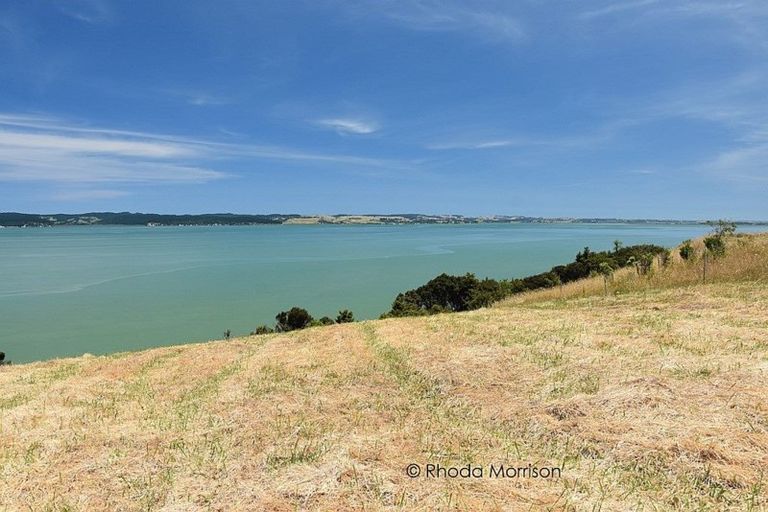 Photo of property in 24 Te Wairoa Lane, Tinopai, 0593