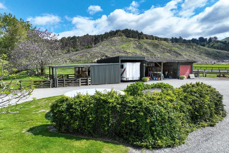 Photo of property in 840 Tiniroto Road, Waerengaokuri, Gisborne, 4072