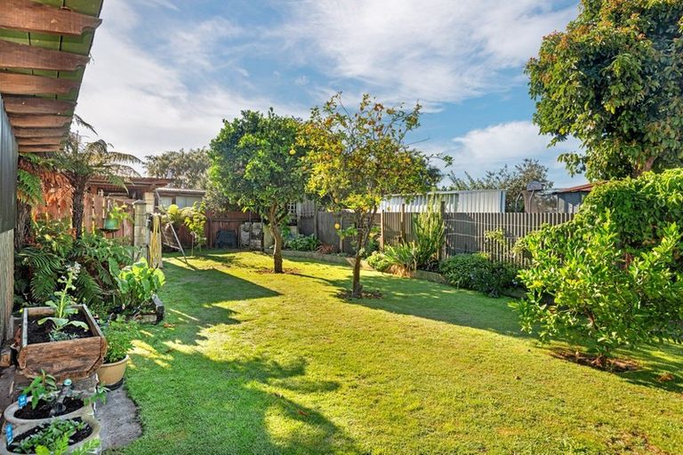 Photo of property in 5 Toru Street, Makaraka, Gisborne, 4010