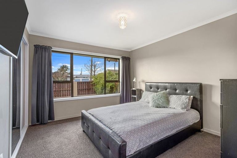 Photo of property in 90 Ascot Avenue, North New Brighton, Christchurch, 8083