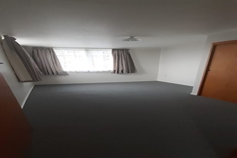 Photo of property in 18 Dickson Street, Macandrew Bay, Dunedin, 9014