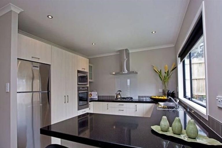 Photo of property in 6 Blackwood Road, Silverdale, 0932