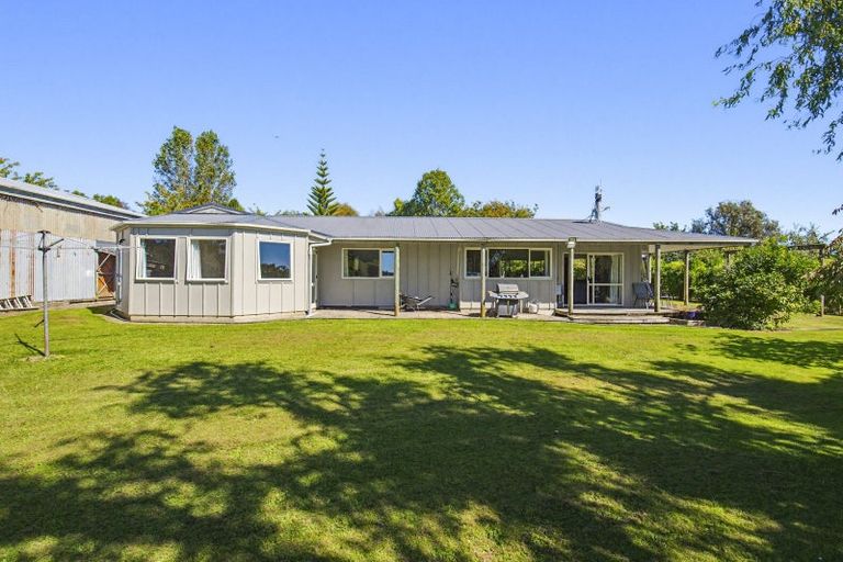 Photo of property in 63 South Manakau Road, Manakau, Otaki, 5583