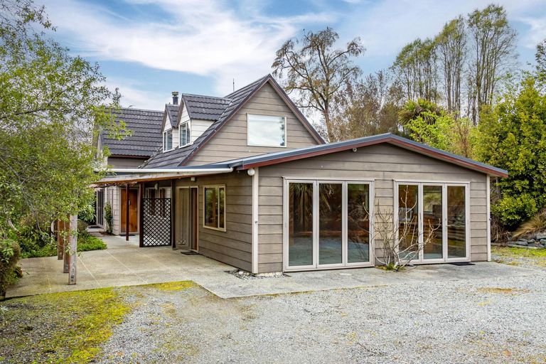 Photo of property in 2 Hislop Street, Geraldine, 7930