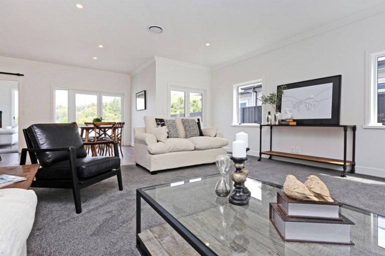 Photo of property in 55 Kent Terrace, Taradale, Napier, 4112