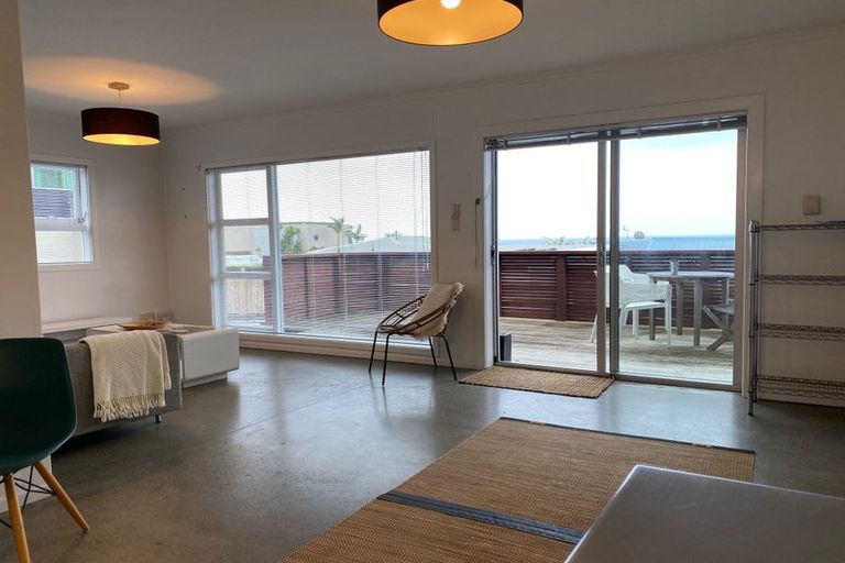 Photo of property in 3/23a Hamblyn Street, Strandon, New Plymouth, 4312