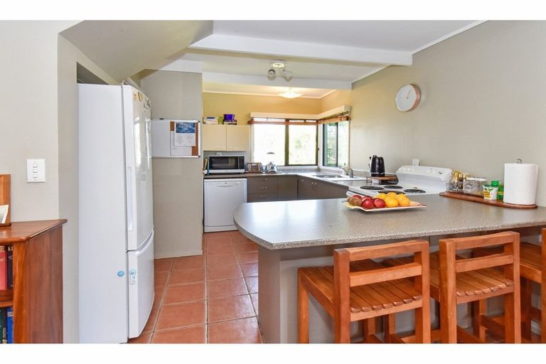 Photo of property in 2/10 Mcinnes Road, Weymouth, Auckland, 2103
