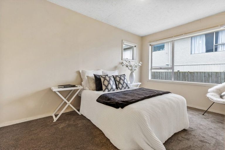 Photo of property in 37 Neill Street, Hornby, Christchurch, 8042