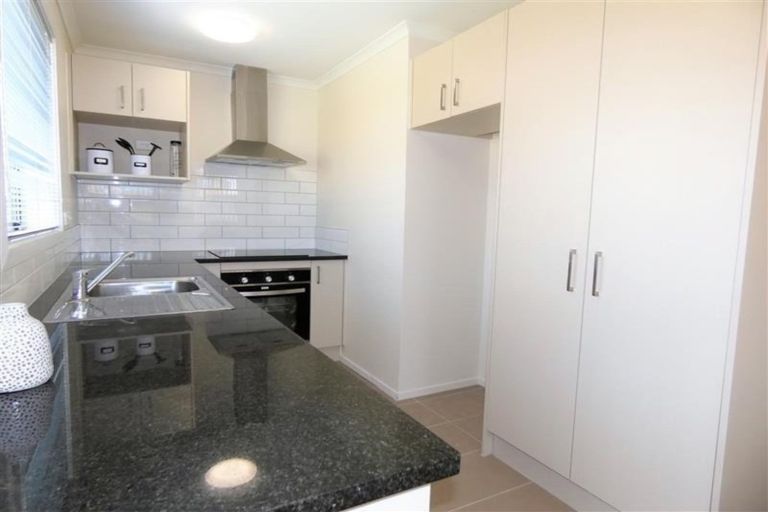 Photo of property in 41 Totara Meadows Court, Wiri, Auckland, 2104