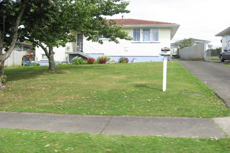 Photo of property in 8 Chingford Close, Mangere, Auckland, 2022