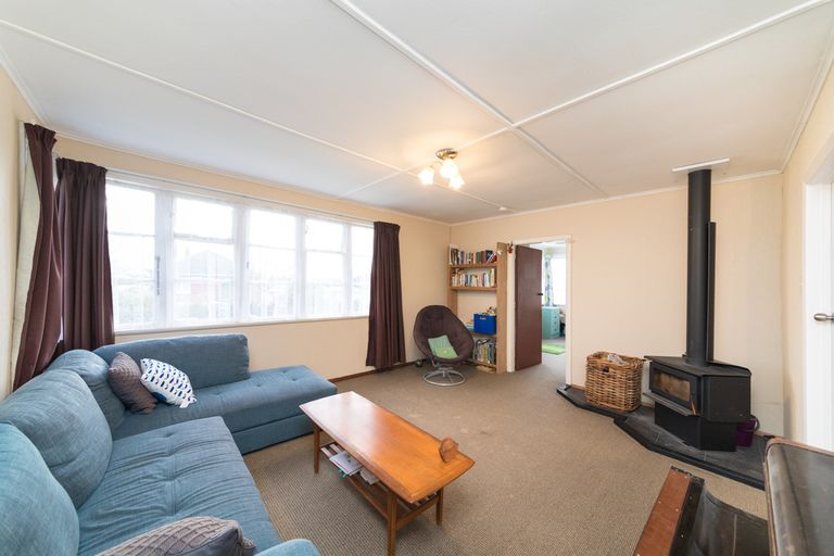 Photo of property in 1 Upham Terrace, Roslyn, Palmerston North, 4414