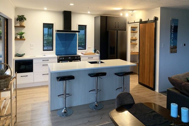 Photo of property in 118b Capamagian Drive, Athenree, Katikati, 3177