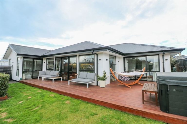 Photo of property in 35a Cain Street, Parkside, Timaru, 7910