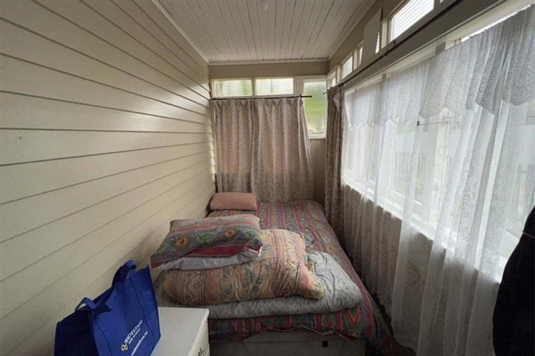 Photo of property in 1a/24 Vine Street, Mangere East, Auckland, 2024