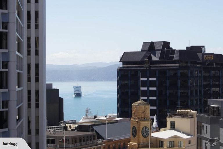 Photo of property in Terrace Heights Apartments, 2/163p The Terrace, Wellington Central, Wellington, 6011
