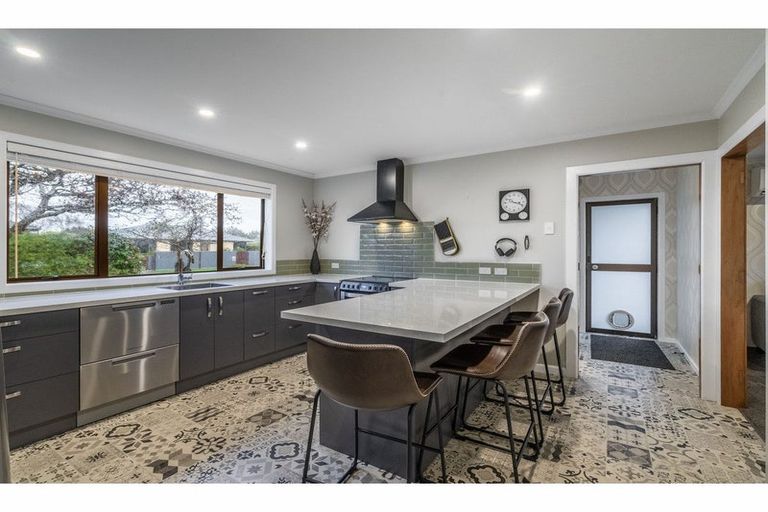 Photo of property in 32a Holloway Street, Waikiwi, Invercargill, 9810