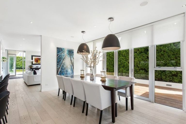 Photo of property in 39 Weka Street, Fendalton, Christchurch, 8041