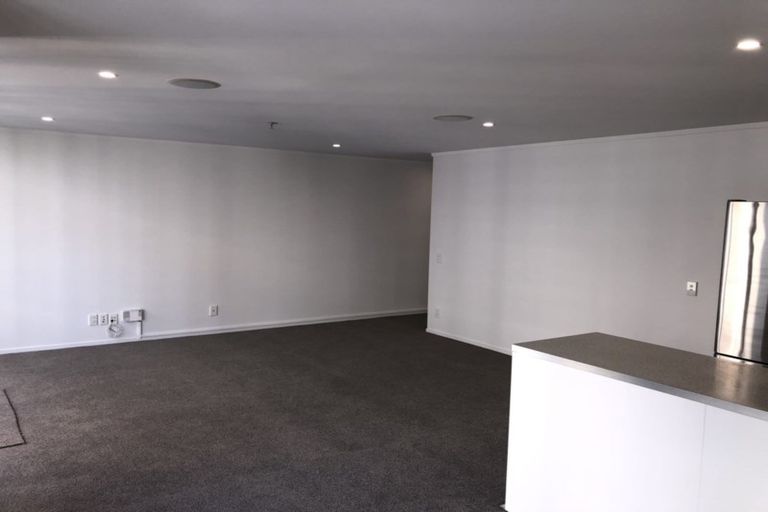 Photo of property in H47 Apartments, 801/47 Hobson Street, Auckland Central, Auckland, 1010