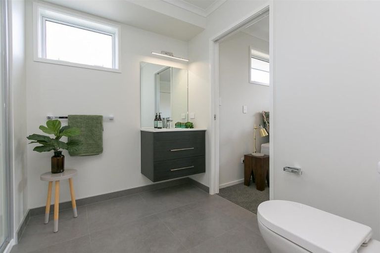 Photo of property in 81 Lorna Street, Lynmouth, New Plymouth, 4310