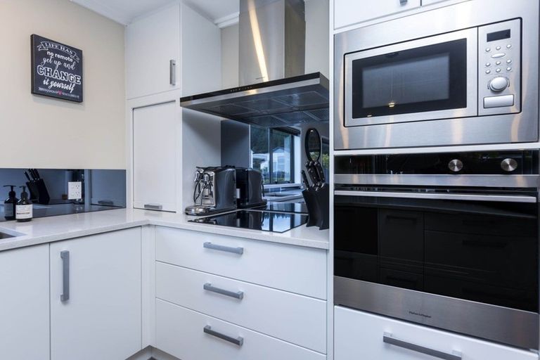 Photo of property in 27 Ashington Road, Silverstream, Upper Hutt, 5019