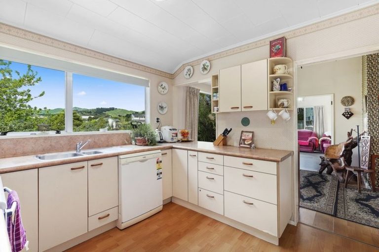 Photo of property in 27 Discovery Drive, Whitby, Porirua, 5024