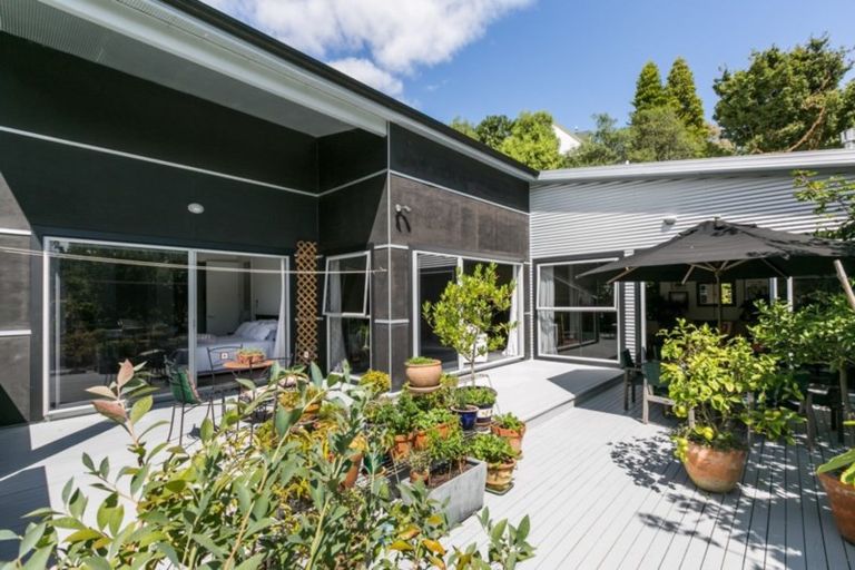 Photo of property in 27a Hikanui Drive, Havelock North, 4130