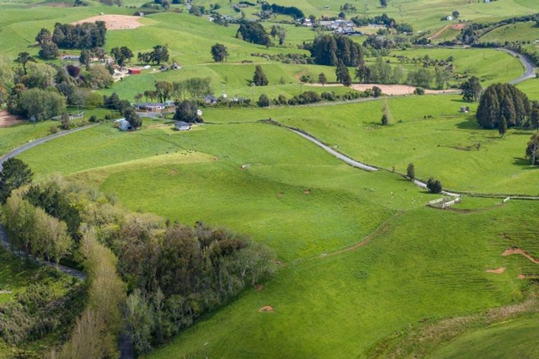 Photo of property in 697 Maungatawhiri Road, Raglan, 3295