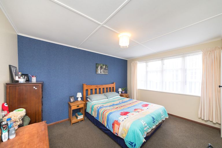 Photo of property in 1 Upham Terrace, Roslyn, Palmerston North, 4414