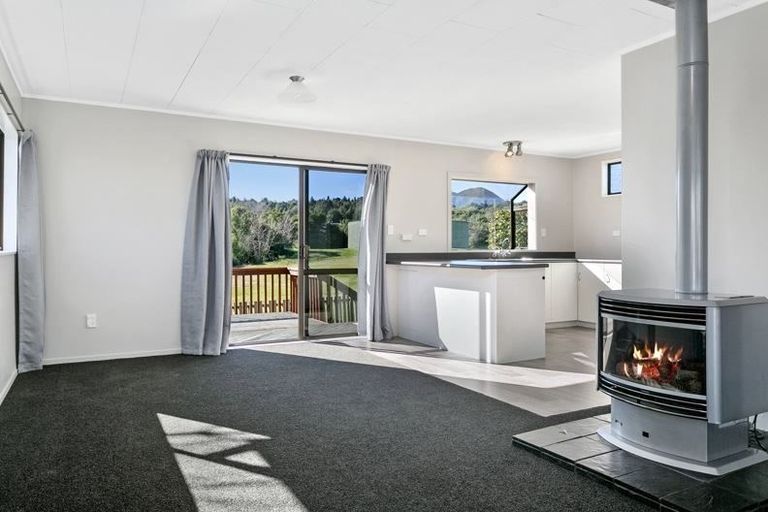 Photo of property in 11 Wembley Place, Richmond Heights, Taupo, 3330