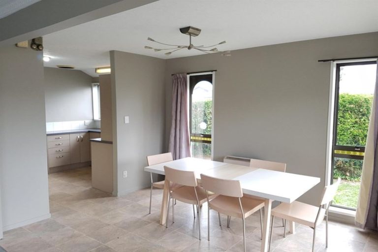 Photo of property in 34 Euston Street, Riccarton, Christchurch, 8041