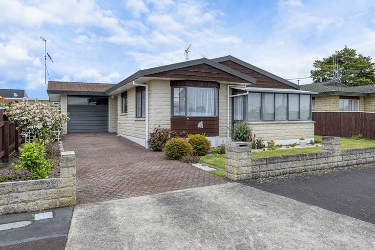 Photo of property in 9a Devon Street, Levin, 5510
