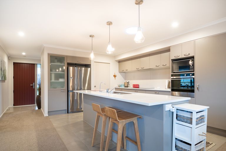 Photo of property in 18 Josh Road, Huapai, Kumeu, 0810