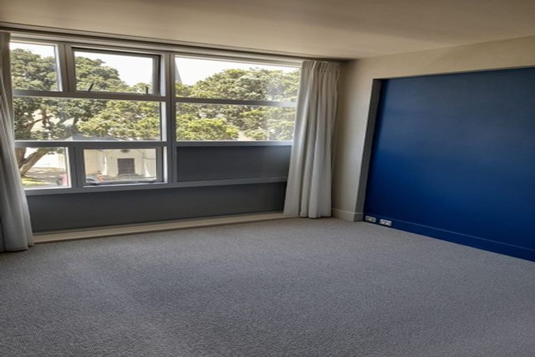 Photo of property in St Pauls Apartments, 12/43 Mulgrave Street, Thorndon, Wellington, 6011