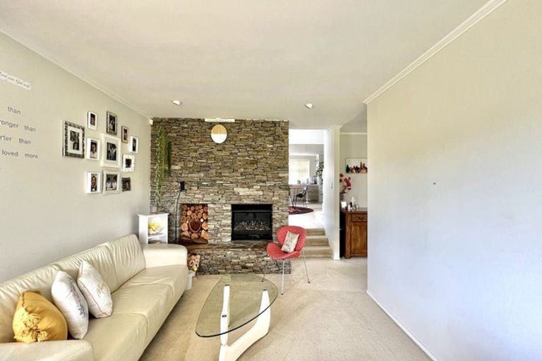 Photo of property in 24 Seneca Court, Golflands, Auckland, 2013