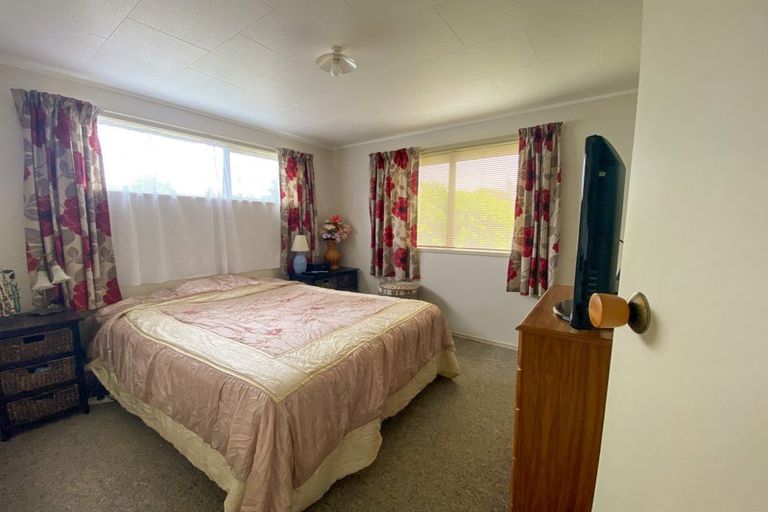 Photo of property in 12 Sunbelt Crescent, Takaka, 7110