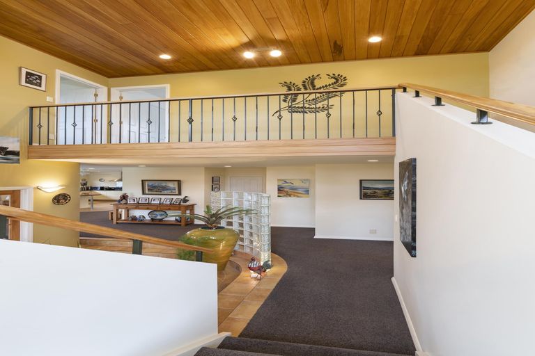 Photo of property in 28 Skudders Beach Road, Kerikeri, 0294