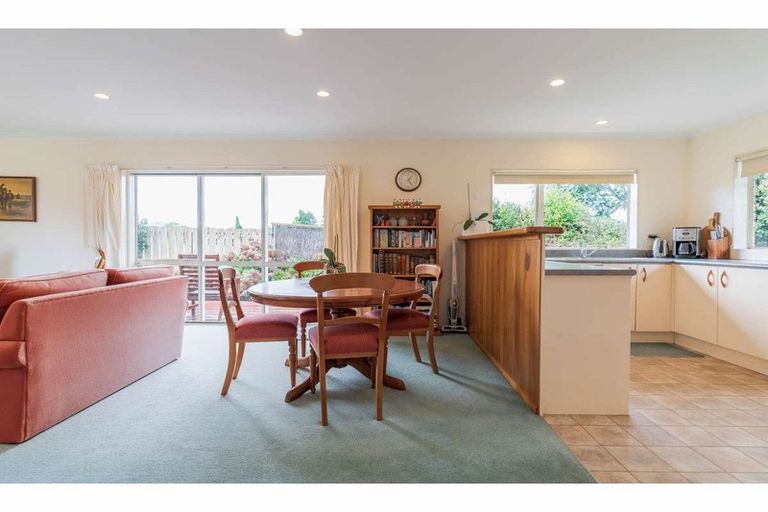 Photo of property in 15a Cannon Drive, Kerikeri, 0230