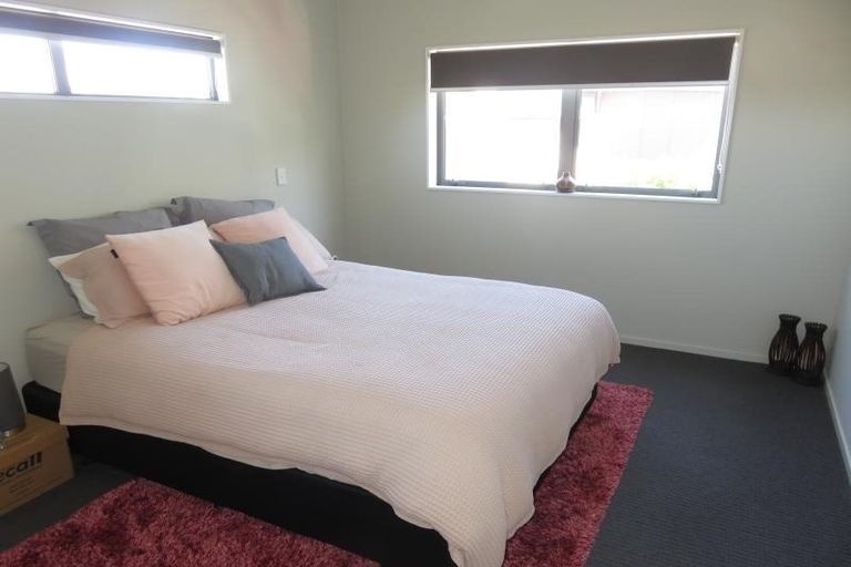 Photo of property in 30b Erlestoke Crescent, Churton Park, Wellington, 6037