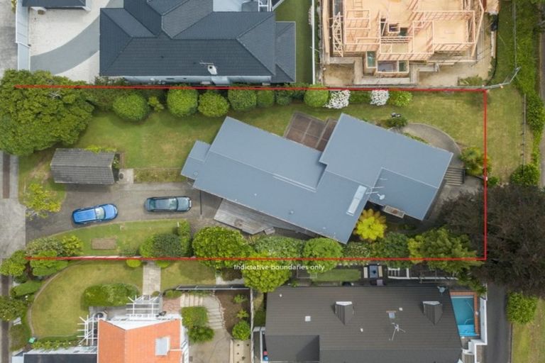 Photo of property in 345 Devonport Road, Tauranga, 3110