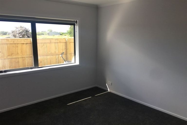 Photo of property in 6 Molesworth Street, Taita, Lower Hutt, 5011