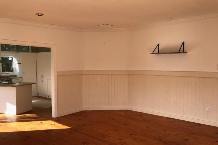 Photo of property in 119 Wainuiomata Road, Wainuiomata, Lower Hutt, 5014