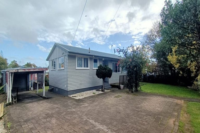 Photo of property in 2/12 Olive Crescent, Papatoetoe, Auckland, 2025