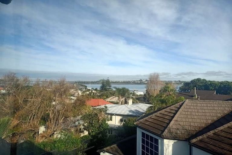 Photo of property in 1/13 Markham Place, Bucklands Beach, Auckland, 2012