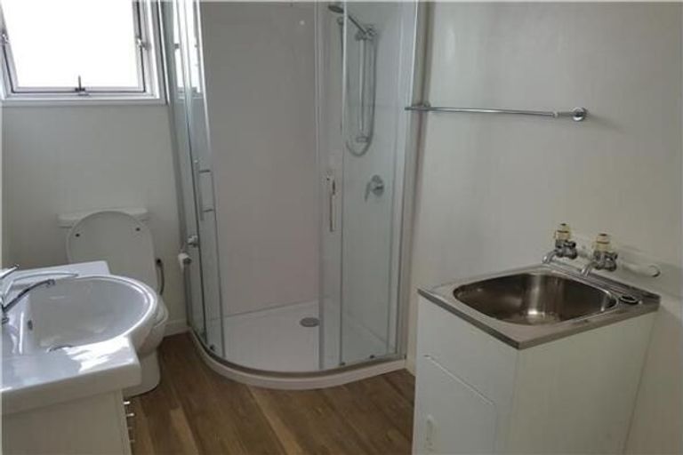 Photo of property in 2/93 Springfield Road, St Albans, Christchurch, 8014