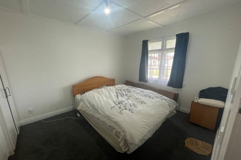 Photo of property in 6 Strange Street, Waitara, 4320