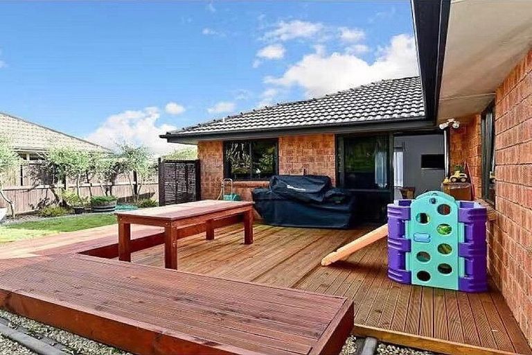 Photo of property in 6 Everton Place, Grandview Heights, Hamilton, 3200