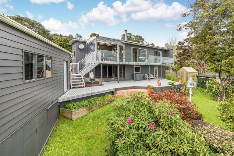 Photo of property in 3 Kanuka Road, Sandspit, Warkworth, 0982