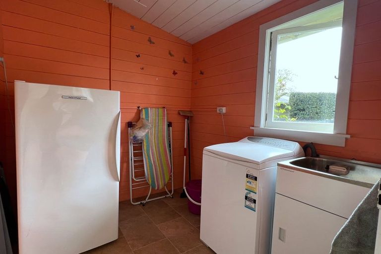 Photo of property in 61 Barraud Street, Dannevirke, 4930